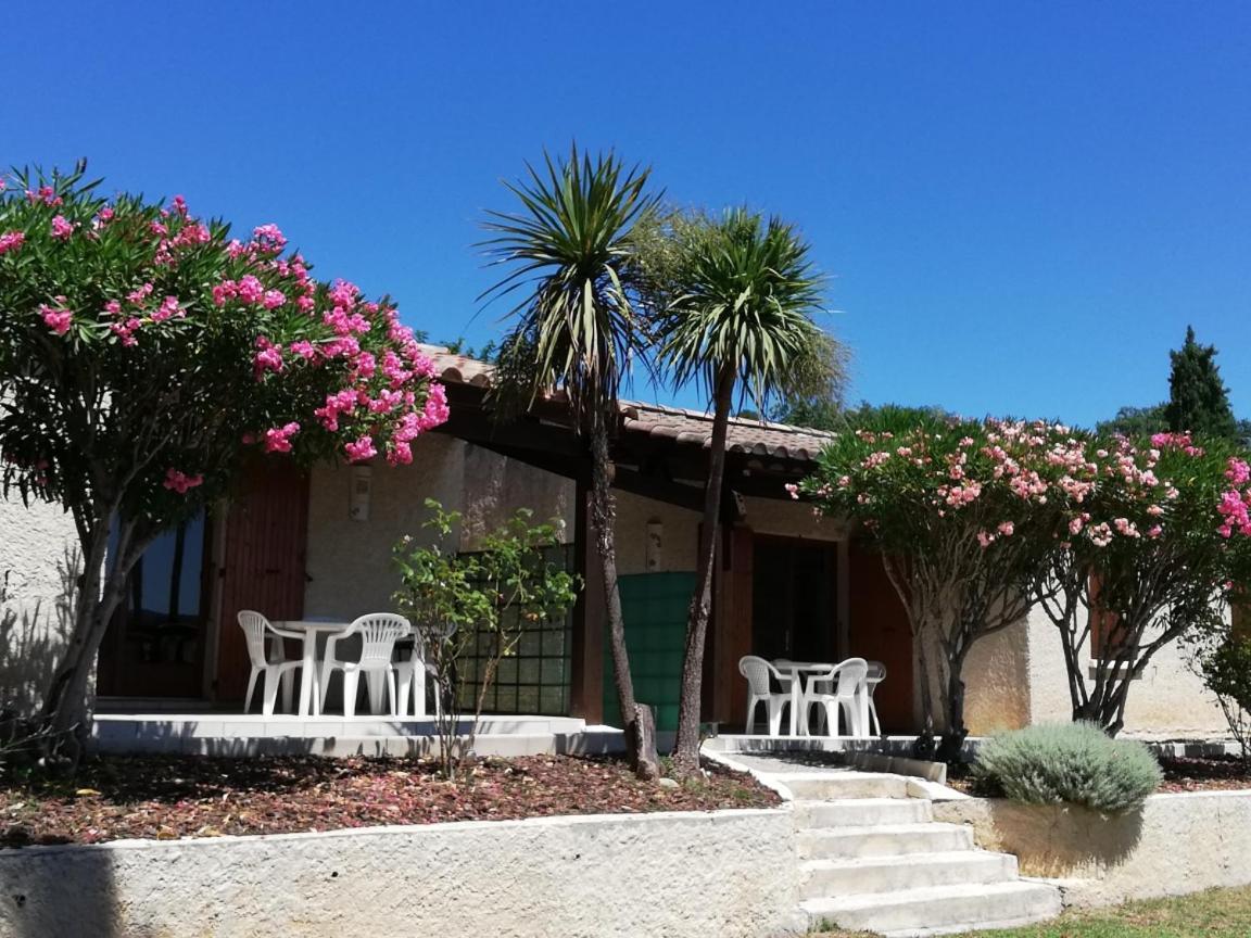 Hotel Espace Loisirs Saint-Martin-dʼArdèche Exteriér fotografie