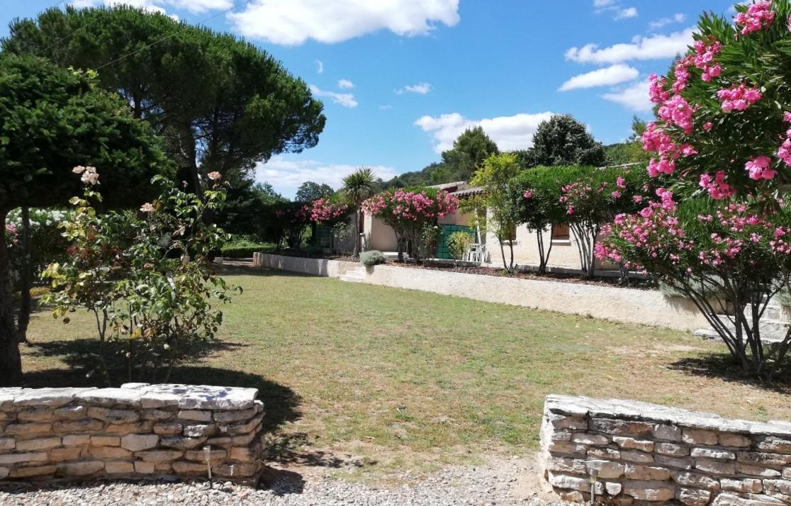 Hotel Espace Loisirs Saint-Martin-dʼArdèche Exteriér fotografie